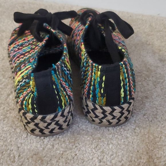 Sam Edelman Circus Brandon funky and bright tie on shoes, 8, neon - Picture 4 of 5